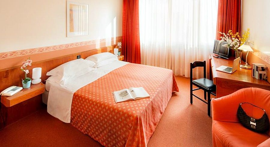 Hotel Salera 阿斯蒂 外观 照片