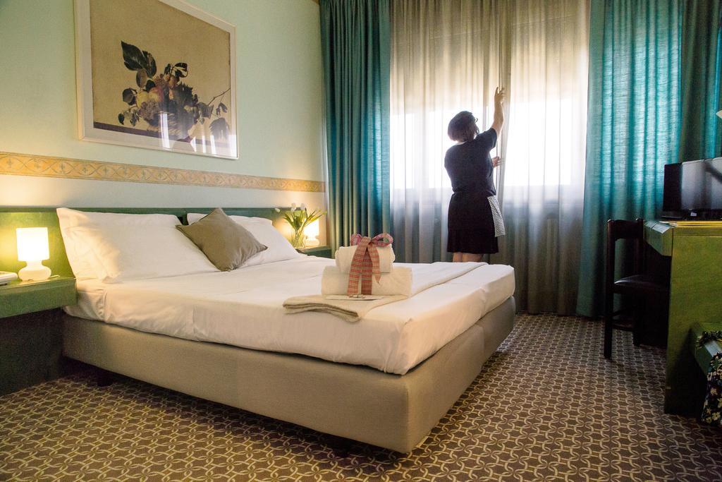 Hotel Salera 阿斯蒂 外观 照片